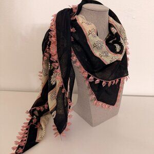 Collectable Traditional Turkish Vintage 40s-50s Oya Black, Pink, Creme Scarf